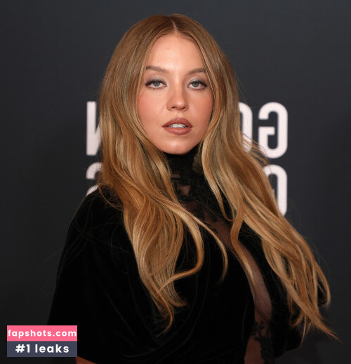 Sydney Sweeney gallery photo #1986