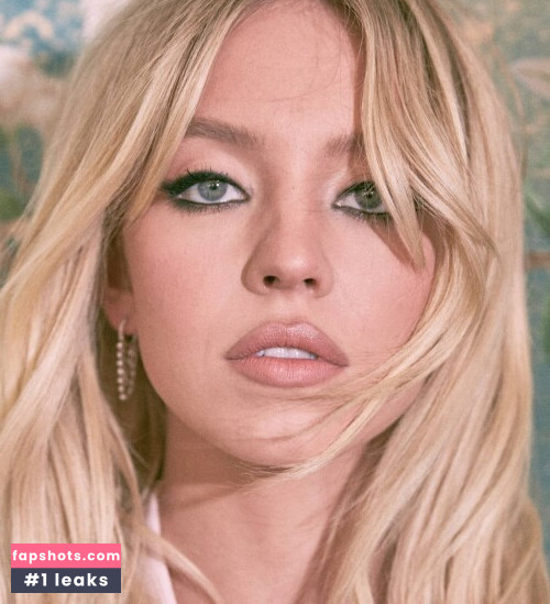 Sydney Sweeney gallery photo #2050