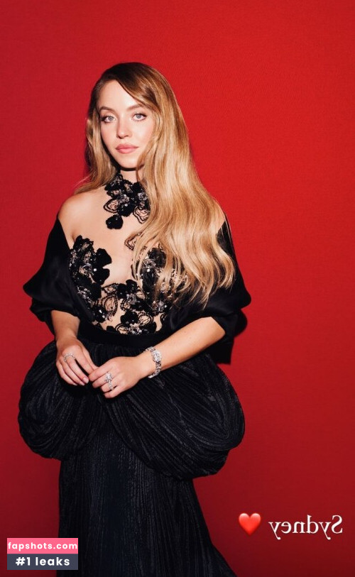 Sydney Sweeney gallery photo #2124