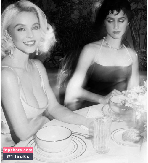 Sydney Sweeney gallery photo #2160