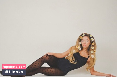 Sydney Sweeney gallery photo #2183