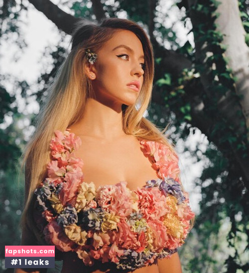 Sydney Sweeney gallery photo #2186