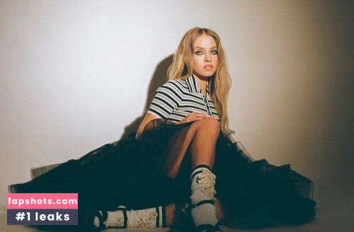 Sydney Sweeney gallery photo #2197