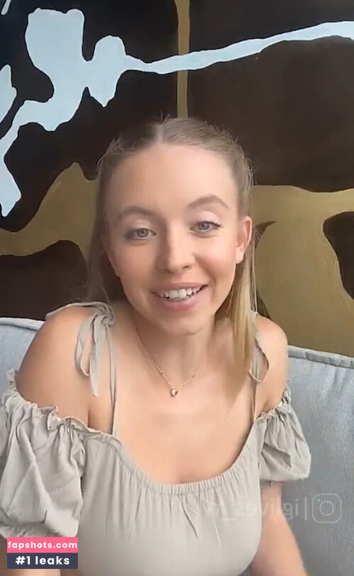 Sydney Sweeney gallery photo #2246