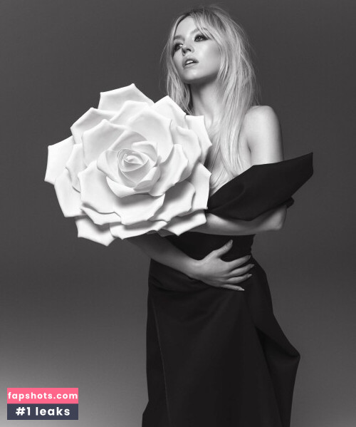 Sydney Sweeney gallery photo #2347