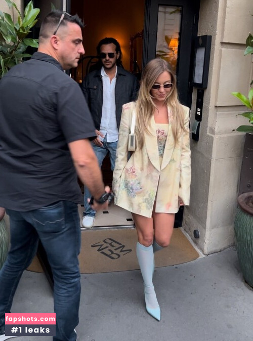 Sydney Sweeney gallery photo #2358