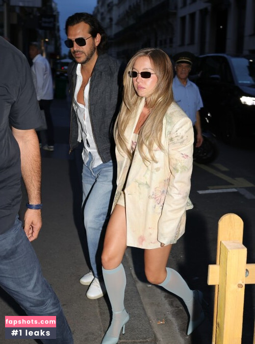 Sydney Sweeney gallery photo #2372