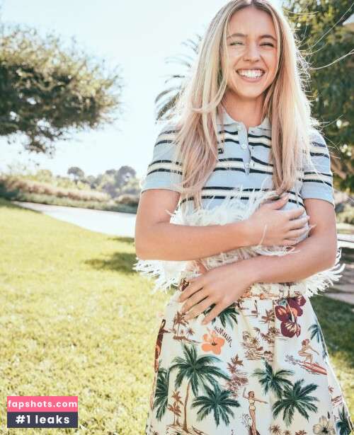Sydney Sweeney gallery photo #2431