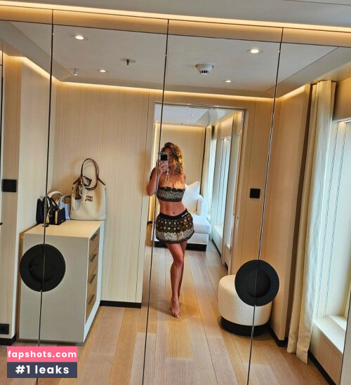 Sydney Sweeney gallery photo #2684