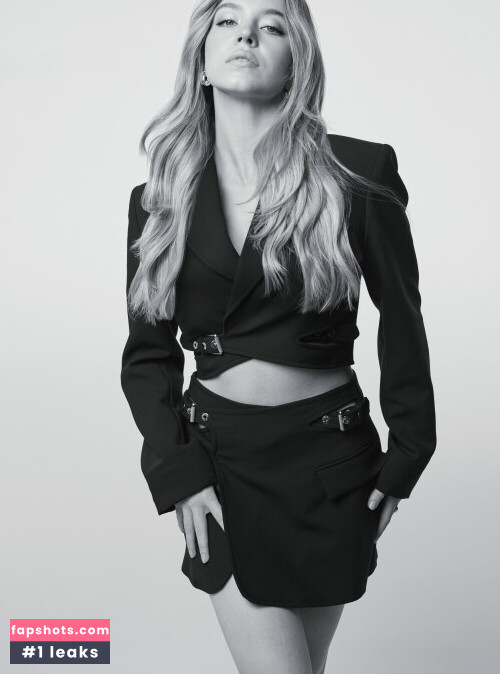 Sydney Sweeney gallery photo #2903