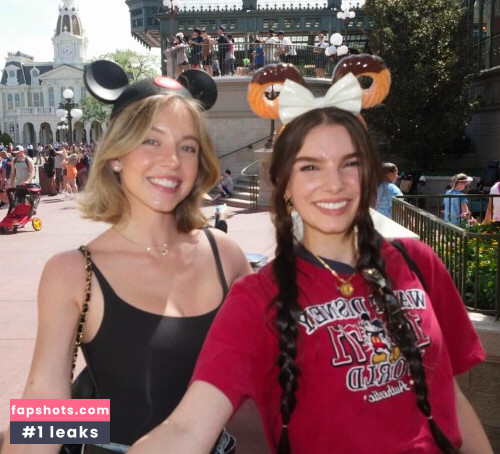 Sydney Sweeney gallery photo #2910