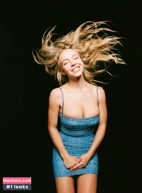 Sydney Sweeney gallery photo #2920