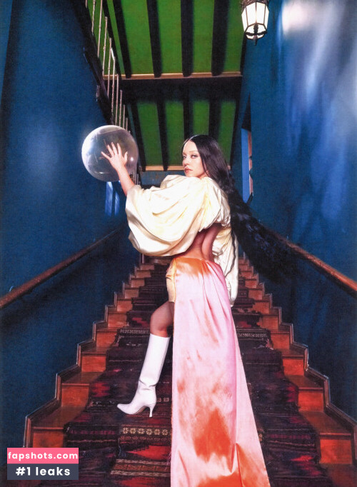 Sydney Sweeney gallery photo #2943