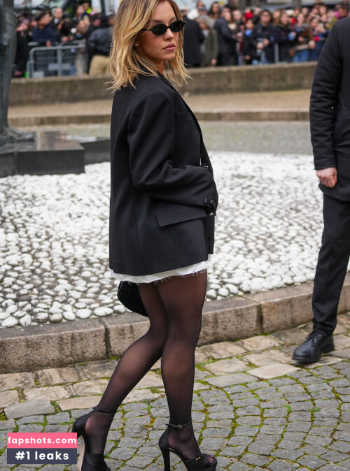 Sydney Sweeney gallery photo #3214