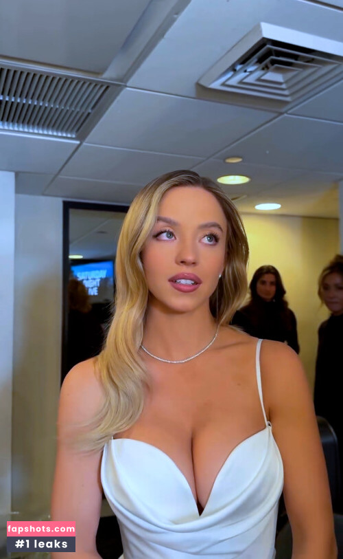 Sydney Sweeney gallery photo #3229