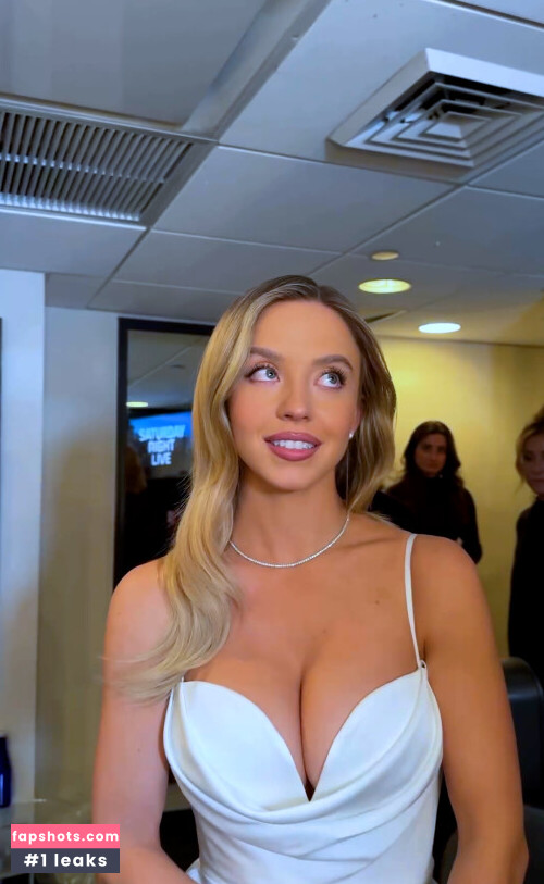 Sydney Sweeney gallery photo #3232