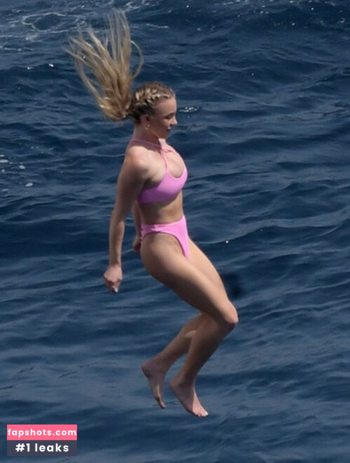 Sydney Sweeney gallery photo #3488