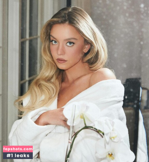 Sydney Sweeney gallery photo #3510