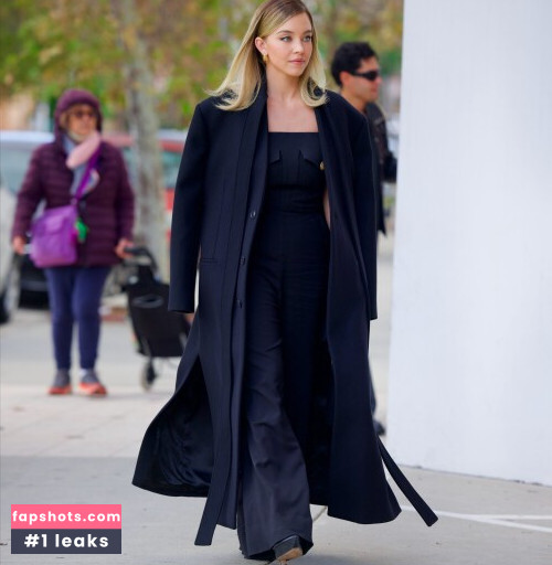 Sydney Sweeney gallery photo #3551