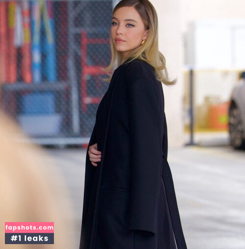 Sydney Sweeney gallery photo #3553