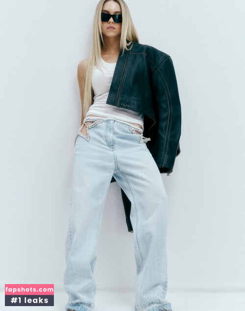 Sydney Sweeney gallery photo #3629