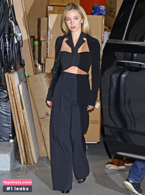 Sydney Sweeney gallery photo #3734