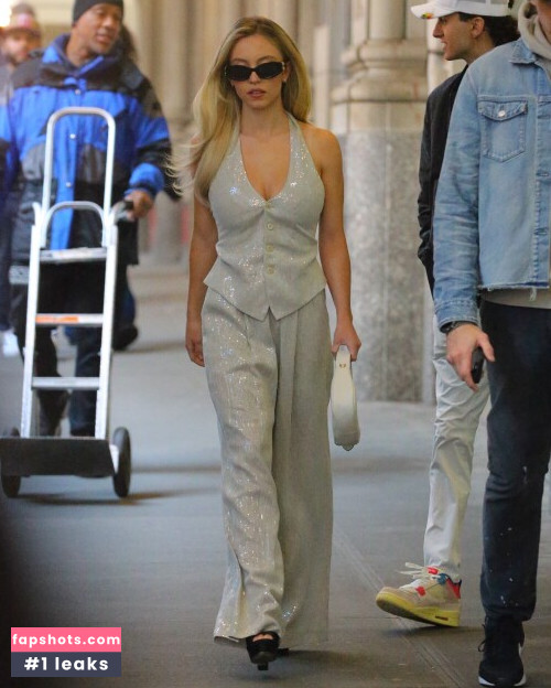 Sydney Sweeney gallery photo #3744