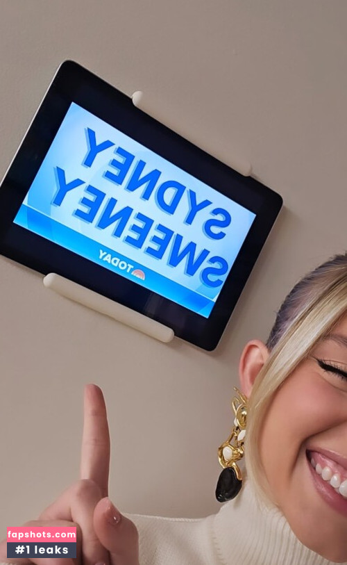 Sydney Sweeney gallery photo #3861