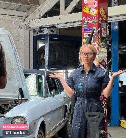 Sydney Sweeney gallery photo #3901