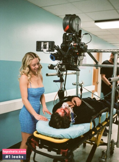 Sydney Sweeney gallery photo #3907