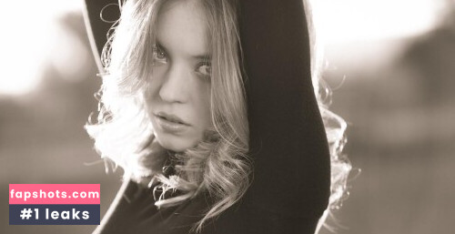 Sydney Sweeney gallery photo #3916