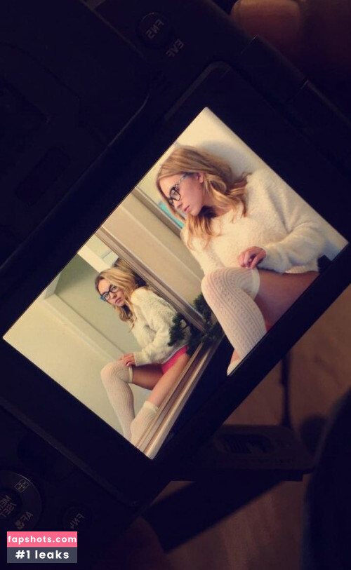 Sydney Sweeney gallery photo #3925