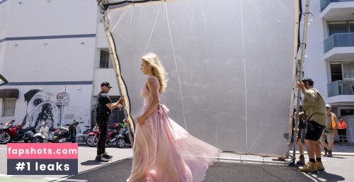 Sydney Sweeney gallery photo #4004