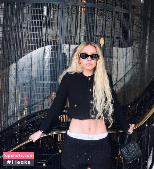 Sydney Sweeney gallery photo #4034