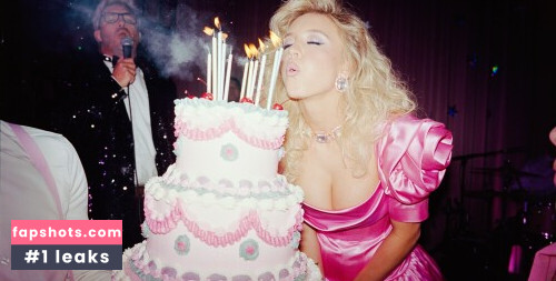 Sydney Sweeney gallery photo #4083