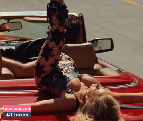 Sydney Sweeney gallery photo #4133