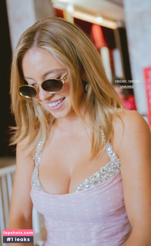 Sydney Sweeney gallery photo #4165
