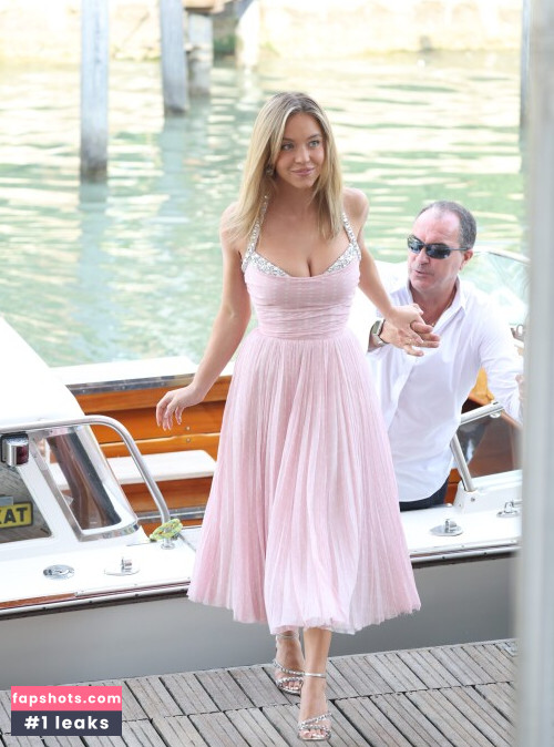 Sydney Sweeney gallery photo #4166