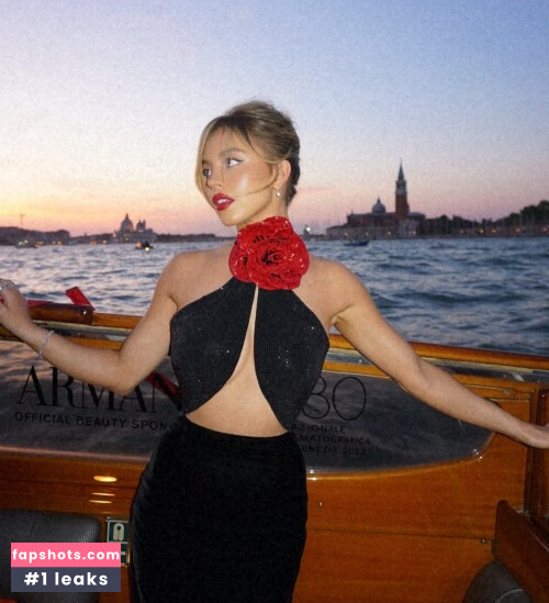 Sydney Sweeney gallery photo #4185