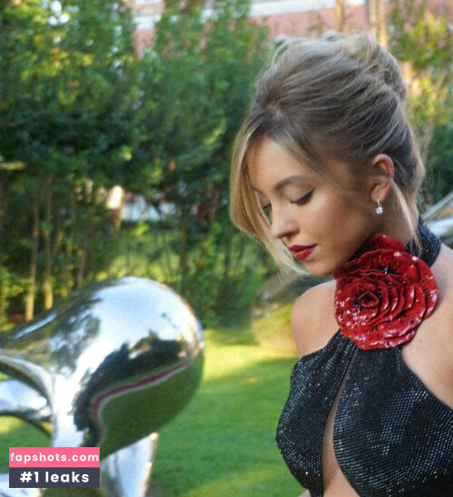 Sydney Sweeney gallery photo #4189