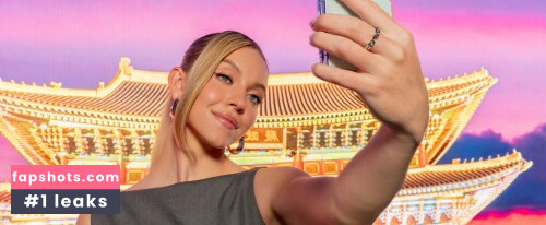 Sydney Sweeney gallery photo #4317