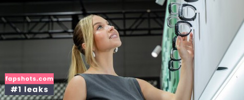 Sydney Sweeney gallery photo #4322