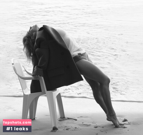 Sydney Sweeney gallery photo #4336