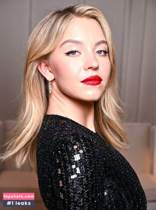 Sydney Sweeney gallery photo #4460