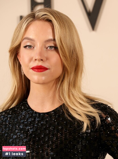 Sydney Sweeney gallery photo #4462