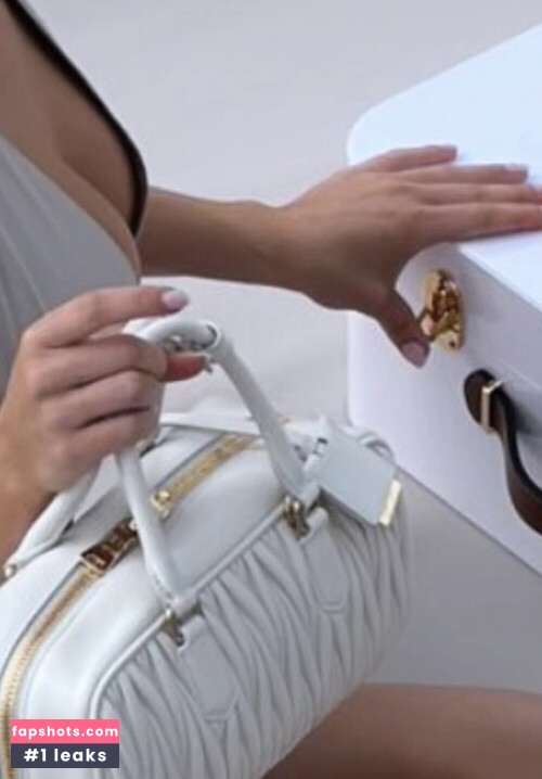 Sydney Sweeney gallery photo #4498