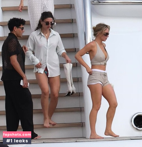 Sydney Sweeney gallery photo #4511