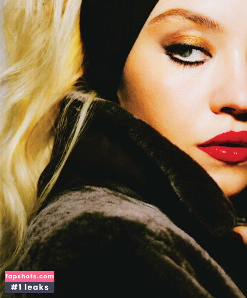 Sydney Sweeney gallery photo #4526