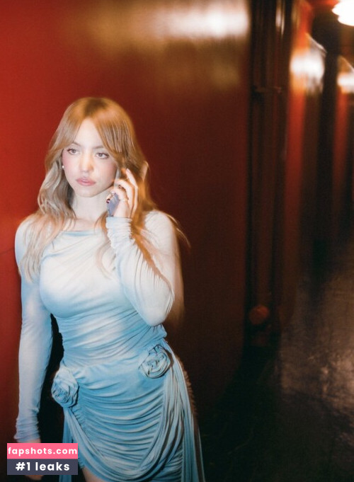 Sydney Sweeney gallery photo #4538