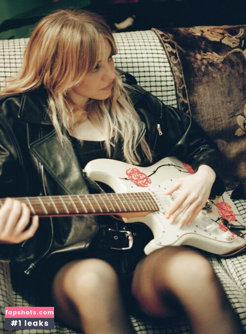 Sydney Sweeney gallery photo #4542